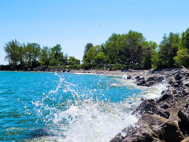 Waves crashing on the shore